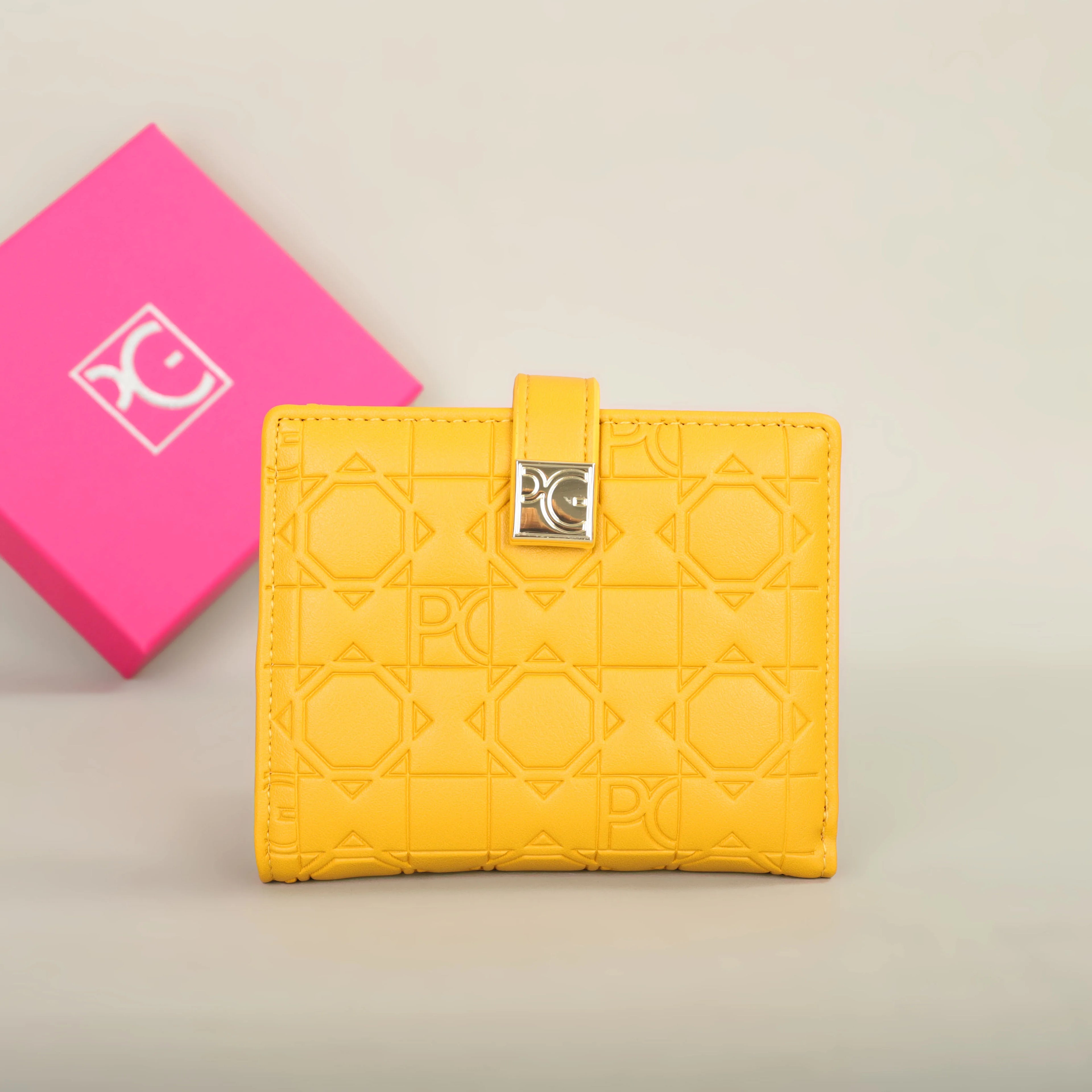 PG wallet 2025 Fashion Classic Retro Women's Universal Wallet Letter Printed Portable Card Bag Zero Wallet Wallet