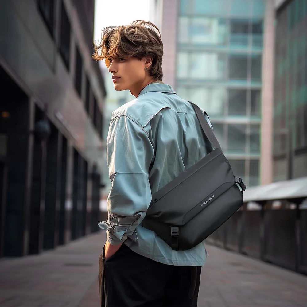 HK Water Repellent Messenger Bag Men Bags Casual Shoulder Crossbody Bags Fit 11 inch Ipad Fashion Outdoor Cycling Side Bag  Male